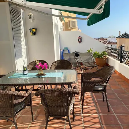Miramar - Near Burriana With Pool Apartment Nerja