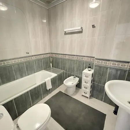 Miramar - Near Burriana With Pool Apartment Nerja